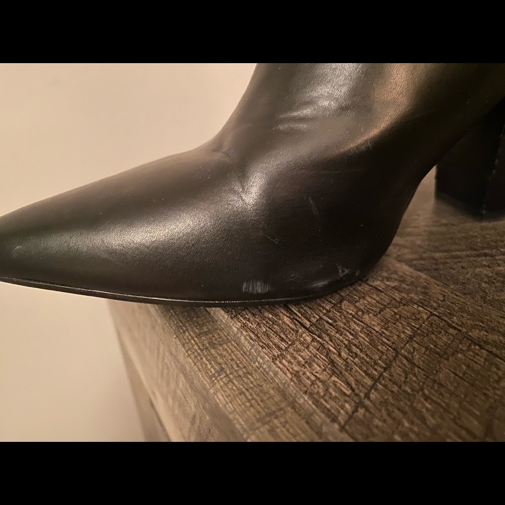 Report booties - Picture 3 of 3
